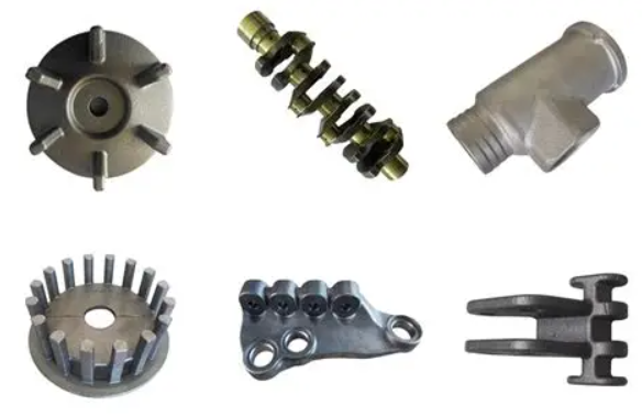 Як слід видаляти плями на поверхні виливків з ковкого чавуну?